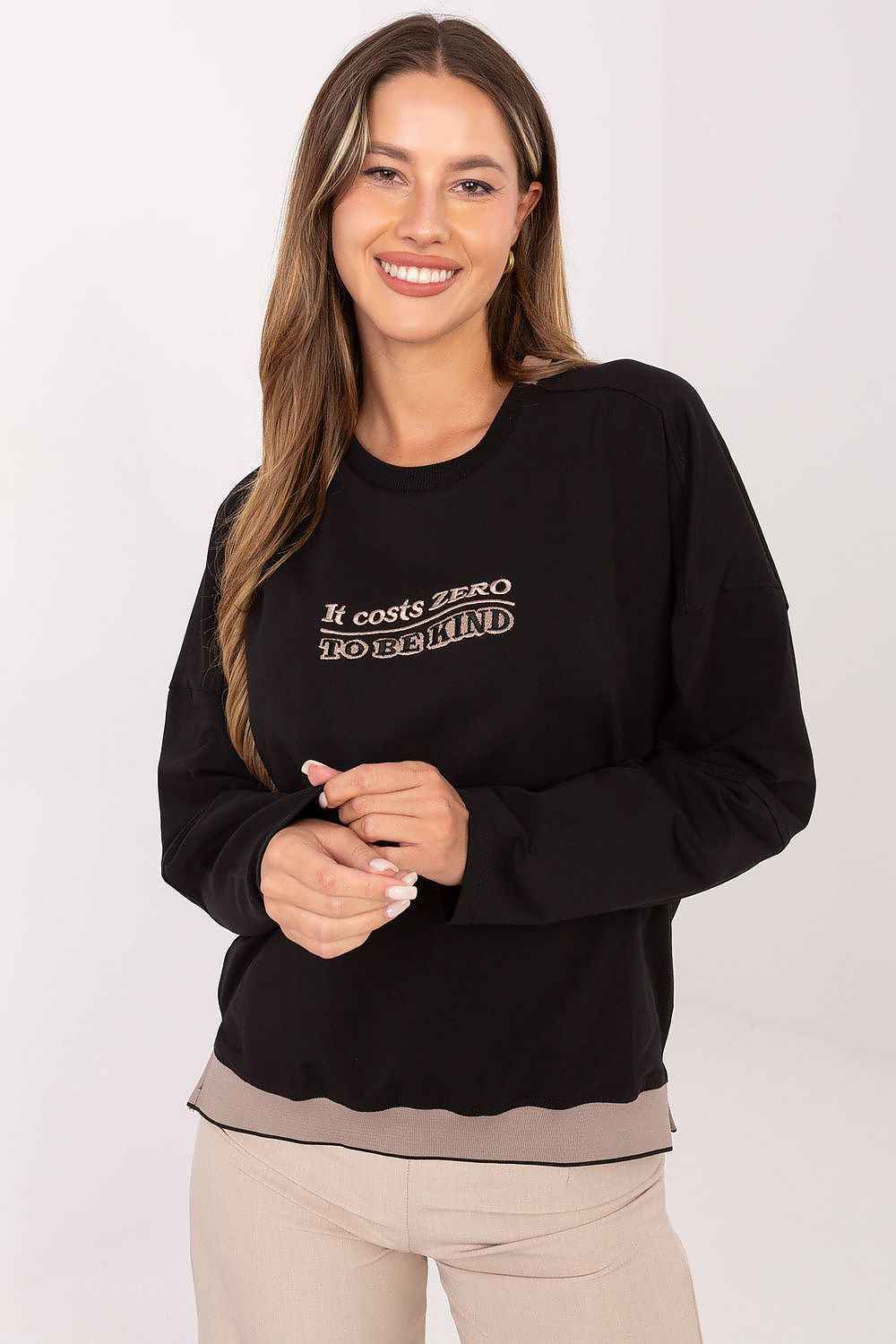 Sweatshirt model 219441